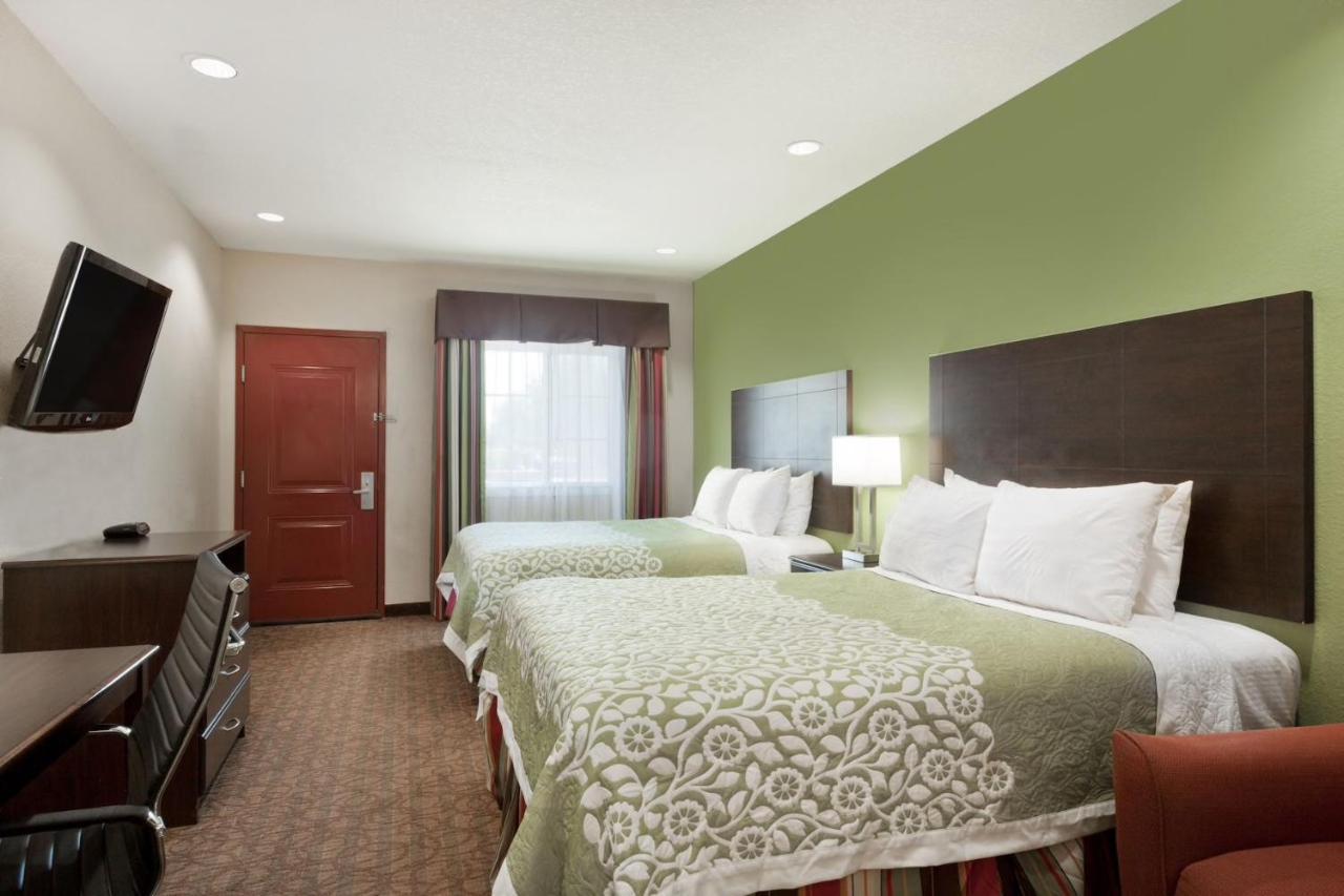 Lone Star Inn Kenedy Екстериор снимка